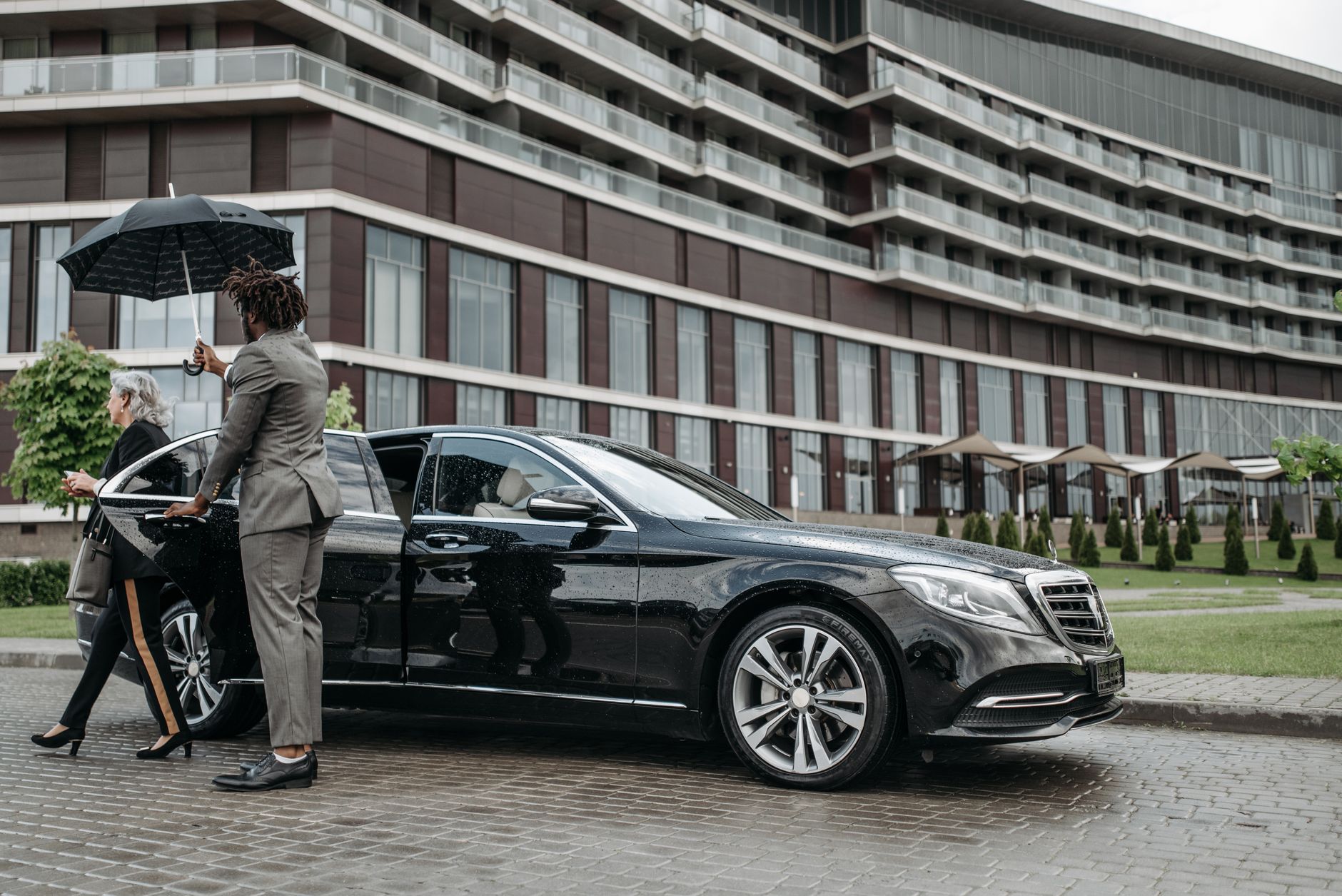 Chauffeur privé équipe à Asnières-sur-Seine